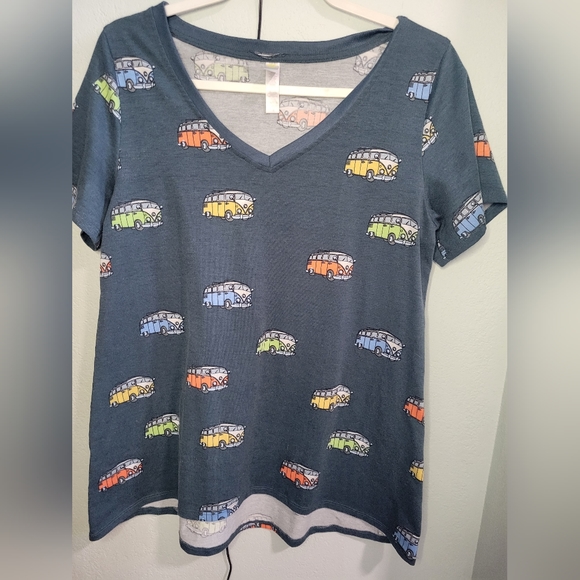 Multiple T shirt Bundle: Columbia, Carrhart, Lularoe, etc - Picture 2 of 6